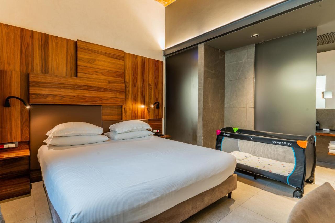 Gasometer Urban Suites Rome Buitenkant foto Family room
